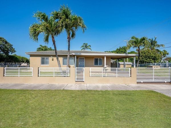 8200 NW 31st Ave , Miami, FL 33147