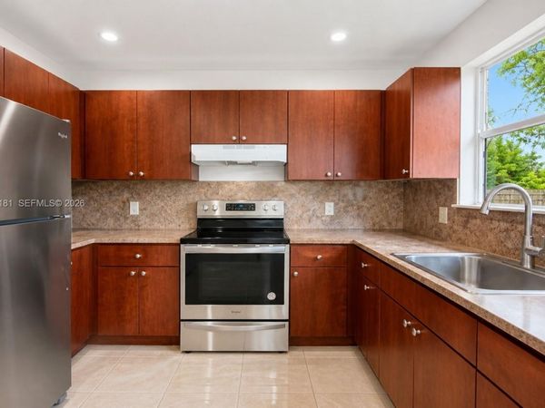 12230 SW 203rd St , Miami, FL 33177