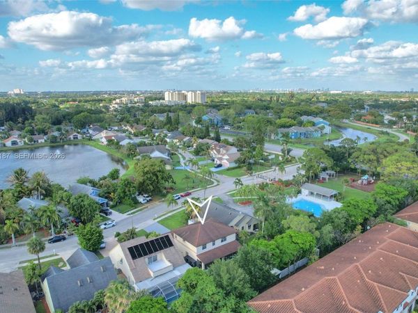 5040 W Willow Pond Rd W , West Palm Beach, FL 33417