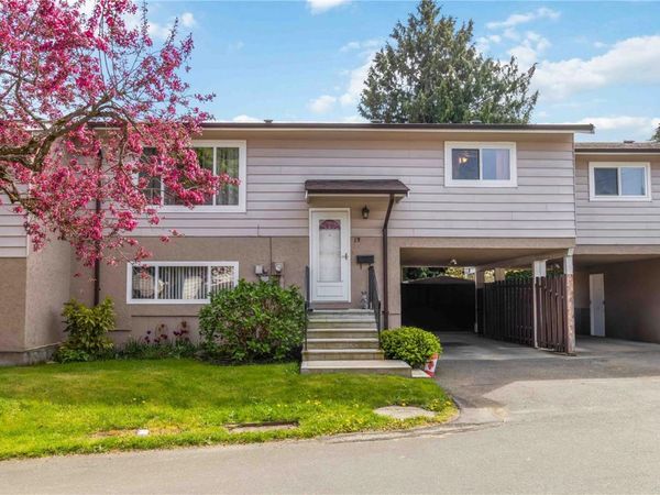 7675 East Saanich Rd, Unit 13, Central Saanich, BC V8M 1L9