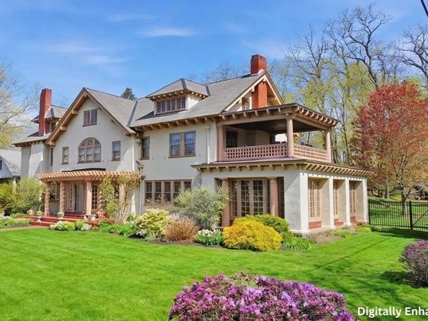 372 Main St, Amesbury, MA 01913