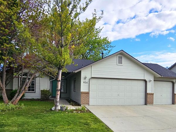 924 E Hawk St., Meridian, ID 83646