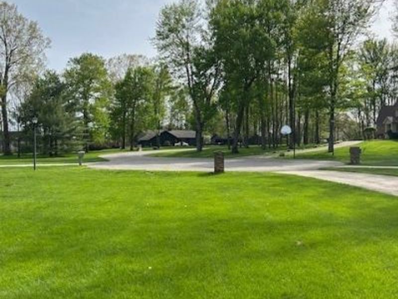 4505 Quaker Court, Canfield, OH 44406 Photo 2