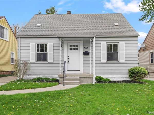 1990 Regina Avenue, Lincoln Park, MI 48146