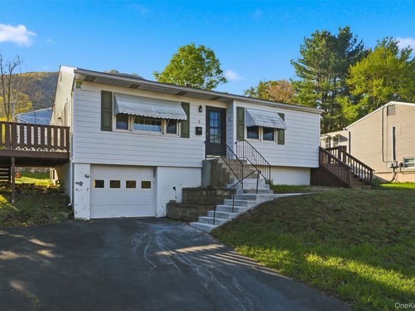 2 Crescent Drive , Beacon, NY 12508