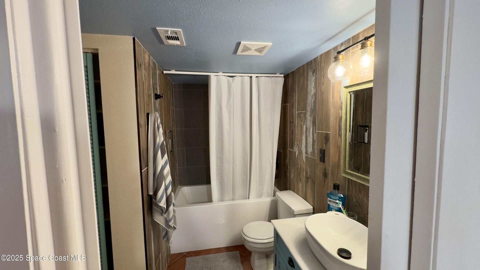 650 N Atlantic Avenue, Unit 406, Cocoa Beach, FL 32931 Photo