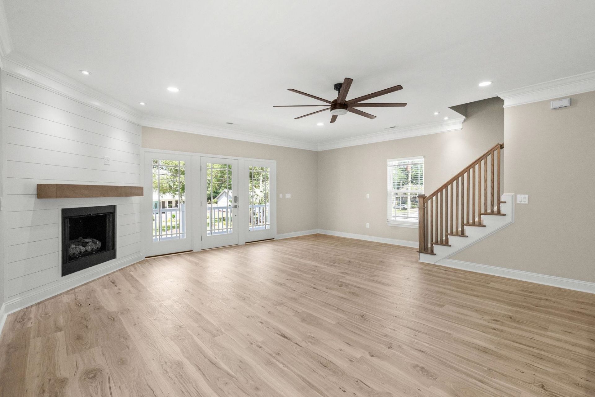 1027 Hickory Dr.  Photo 13