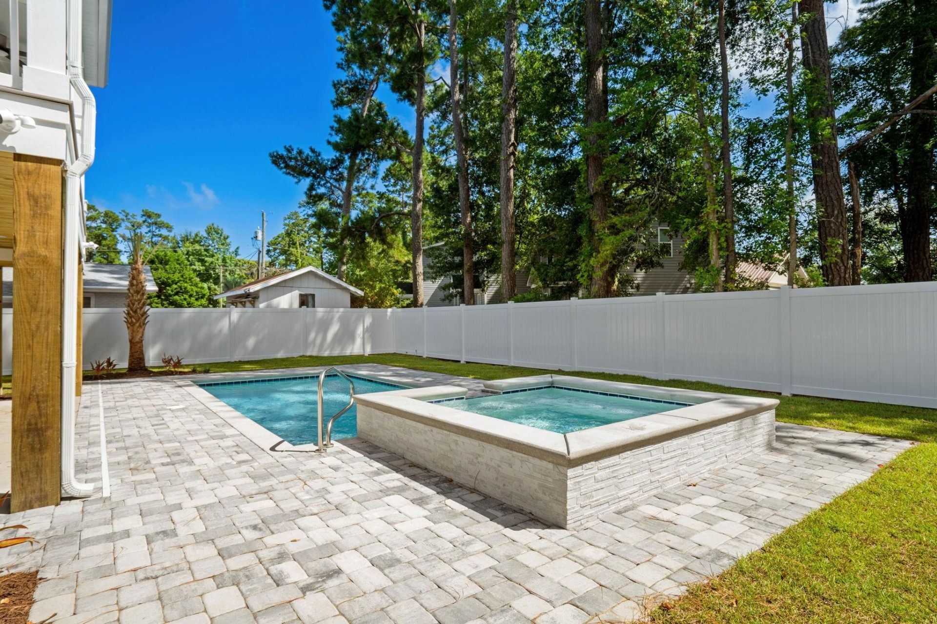 1027 Hickory Dr.  Photo 32