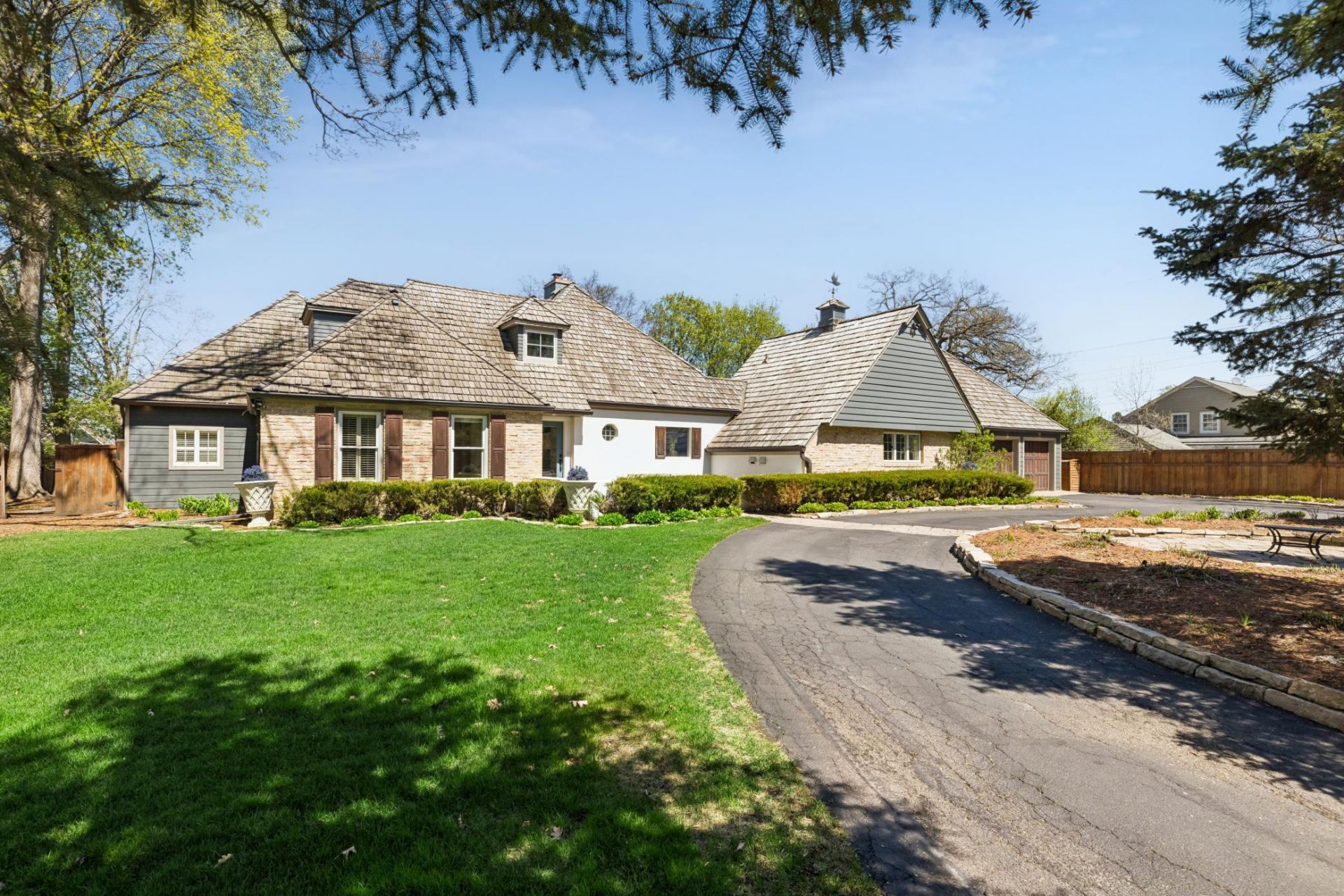 5404 Interlachen Boulevard Edina, MN 55436