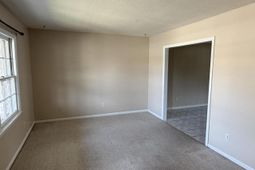 122 Brush Boulevard photo 4
