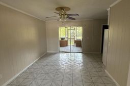 122 Brush Boulevard photo 4