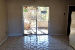 122 Brush Boulevard photo 4