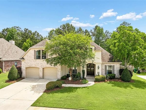 614 SILVERTHORNE Lane , Covington, LA 70433