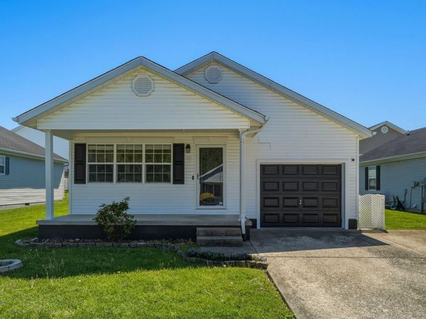 142 Bayside Drive, Huntington, WV 25705