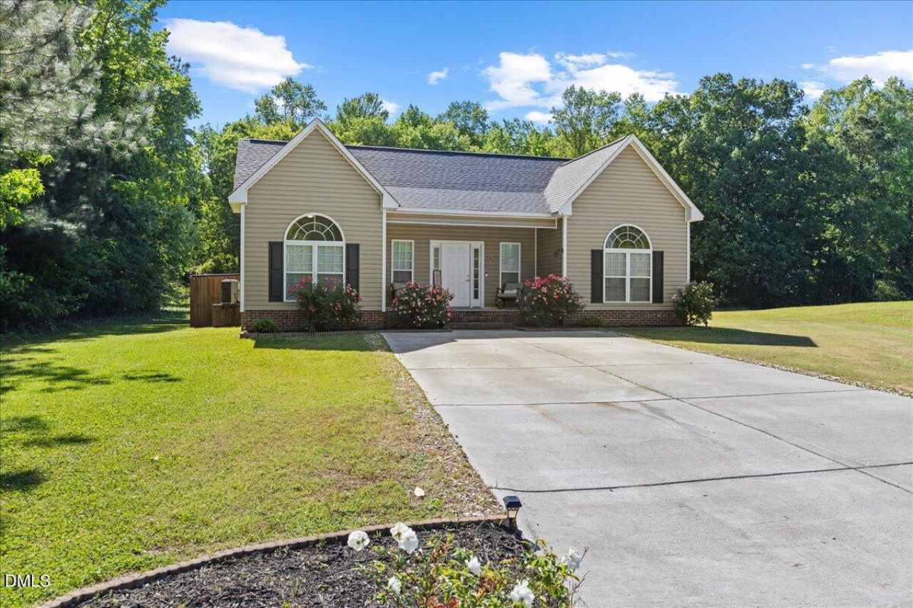 2324 Tranquil Drive Se, Wilson, NC 27893 Main Photo