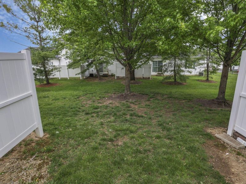 6675 Hamler Drive , Canal Winchester, OH 43110 Photo 21