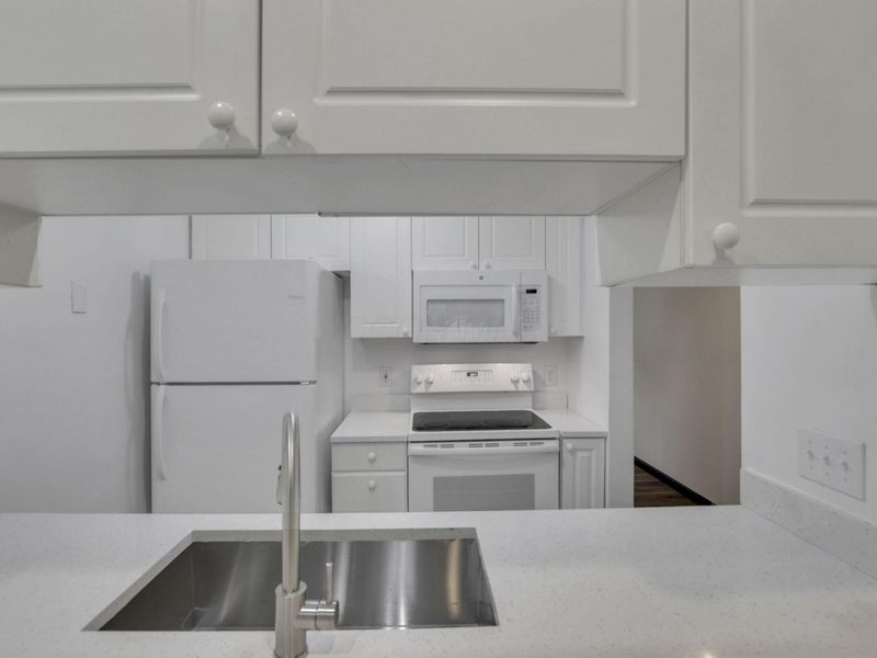 6675 Hamler Drive , Canal Winchester, OH 43110 Photo 6