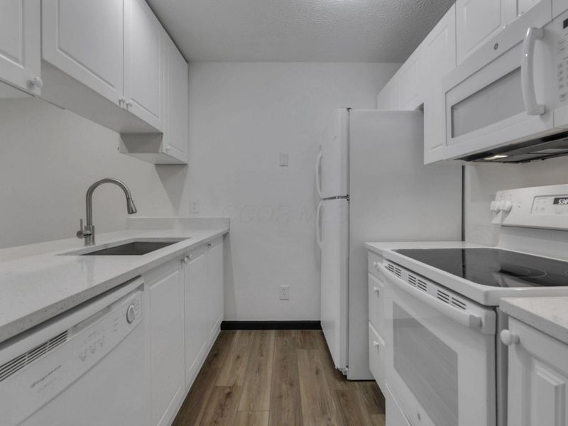 6675 Hamler Drive , Canal Winchester, OH 43110 Photo 7