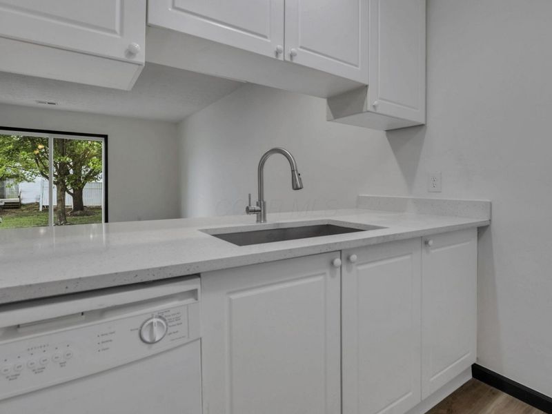 6675 Hamler Drive , Canal Winchester, OH 43110 Photo 9