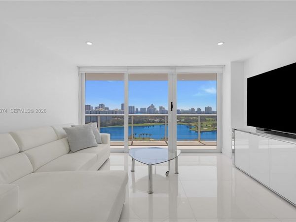 3701 N Country Club Dr , Unit 1805, Aventura, FL 33180