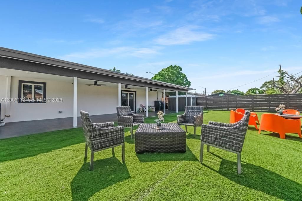 6941 Sheridan St , Hollywood, FL 33024 Photo