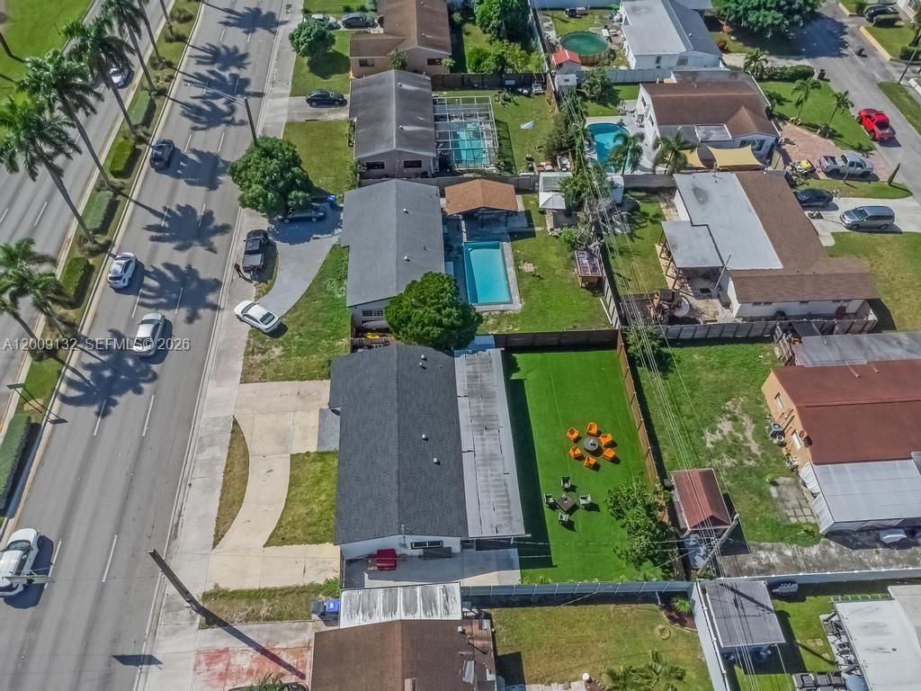 6941 Sheridan St , Hollywood, FL 33024 Photo