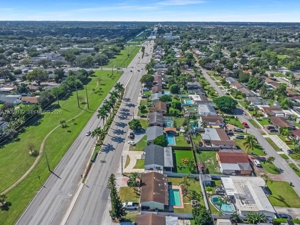 6941 Sheridan St , Hollywood, FL 33024 Photo