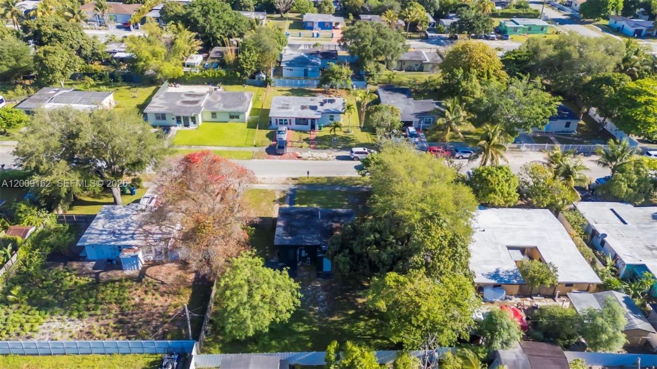 1030 NW 141st St, Miami, FL 33168 Photo