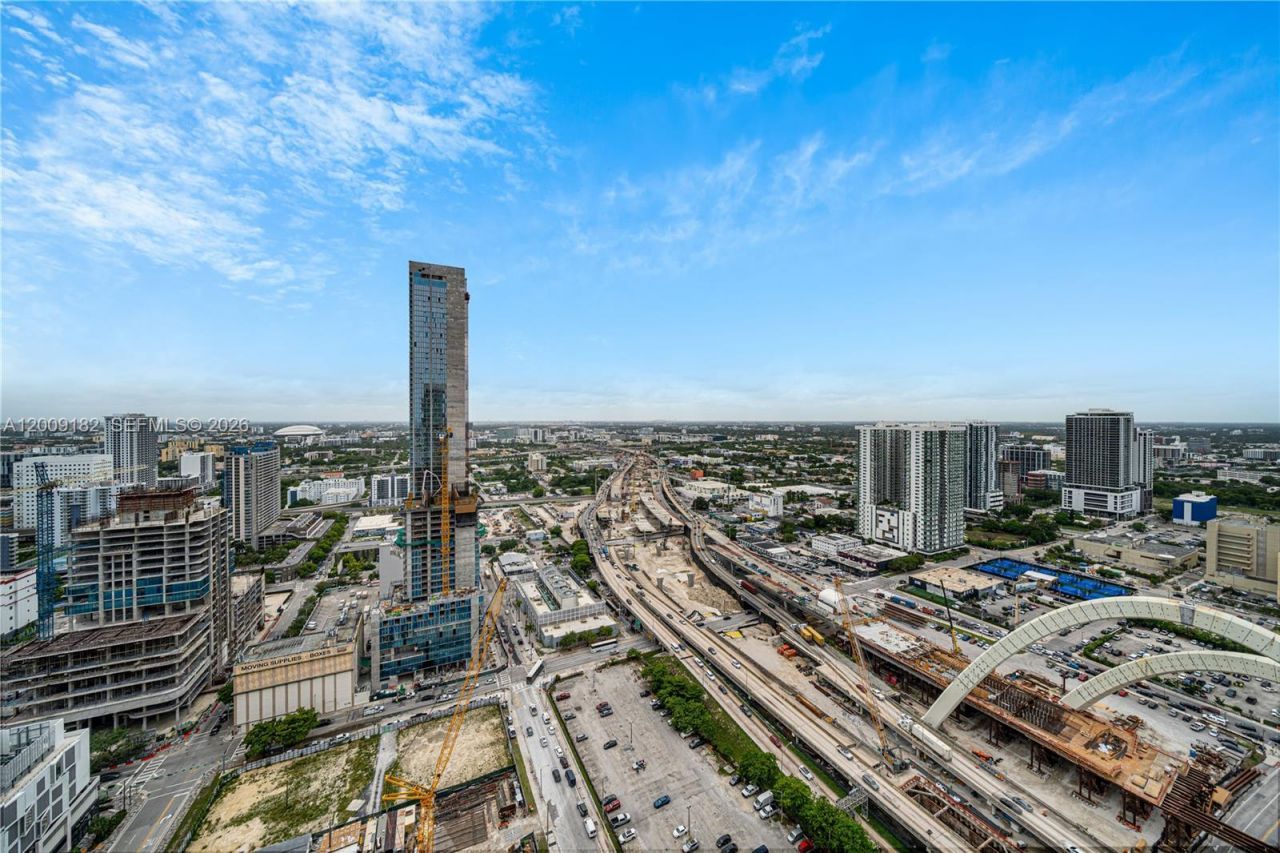 1040 Biscayne Blvd , Unit 3607, Miami, FL 33132 Photo