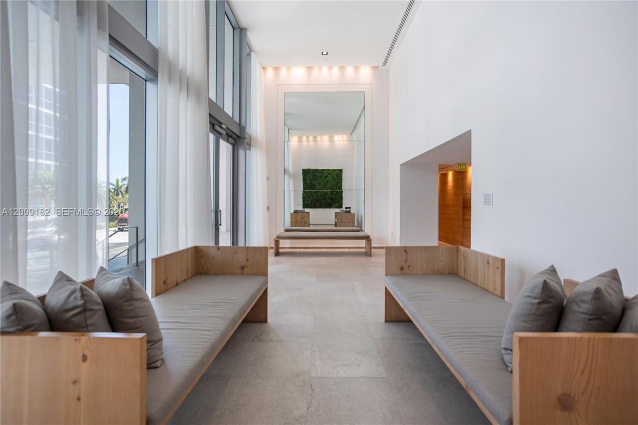 1040 Biscayne Blvd , Unit 3607, Miami, FL 33132 Photo