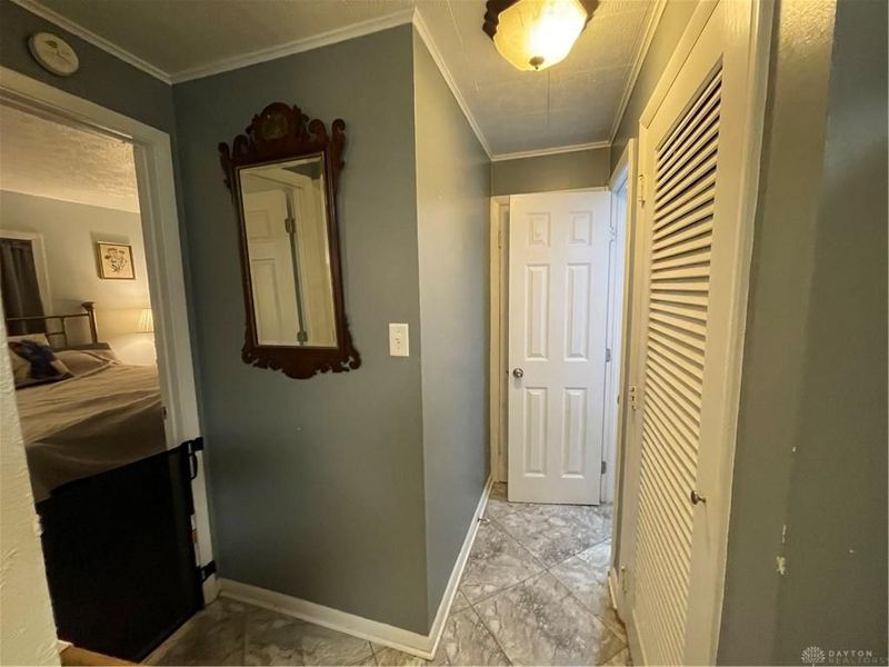 6967 Sennett, Harrison Township, OH 45414 Photo 12