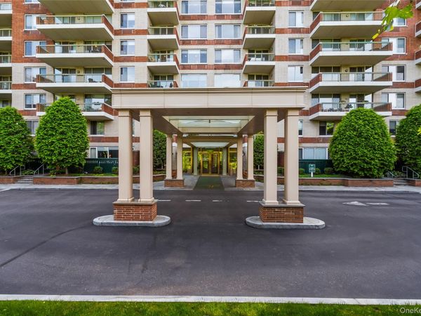 111 Cherry Valley Avenue , Unit 517, Garden City, NY 11530