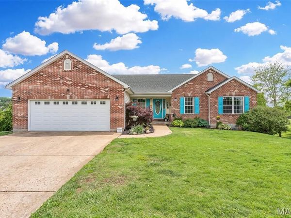 422 Lighthouse Court , Villa Ridge, MO 63089