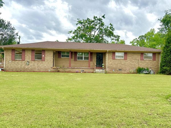 229 McKay St., Hickory Flat, MS 38633