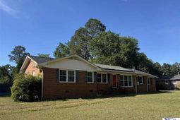 14 Hamden Circle photo 4