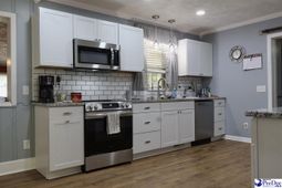 14 Hamden Circle photo 4