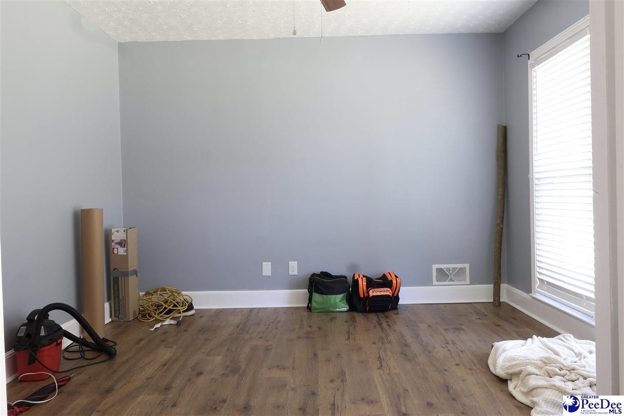 14 Hamden Circle Photo 8