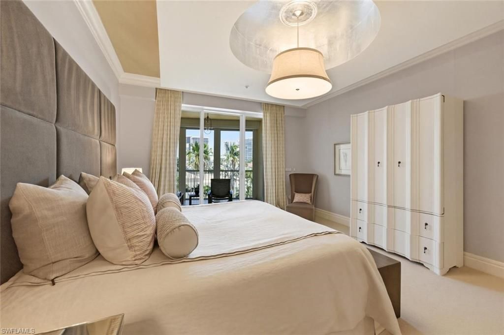4501 Gulf Shore Blvd N, Unit 404, Naples, FL 34103 Photo