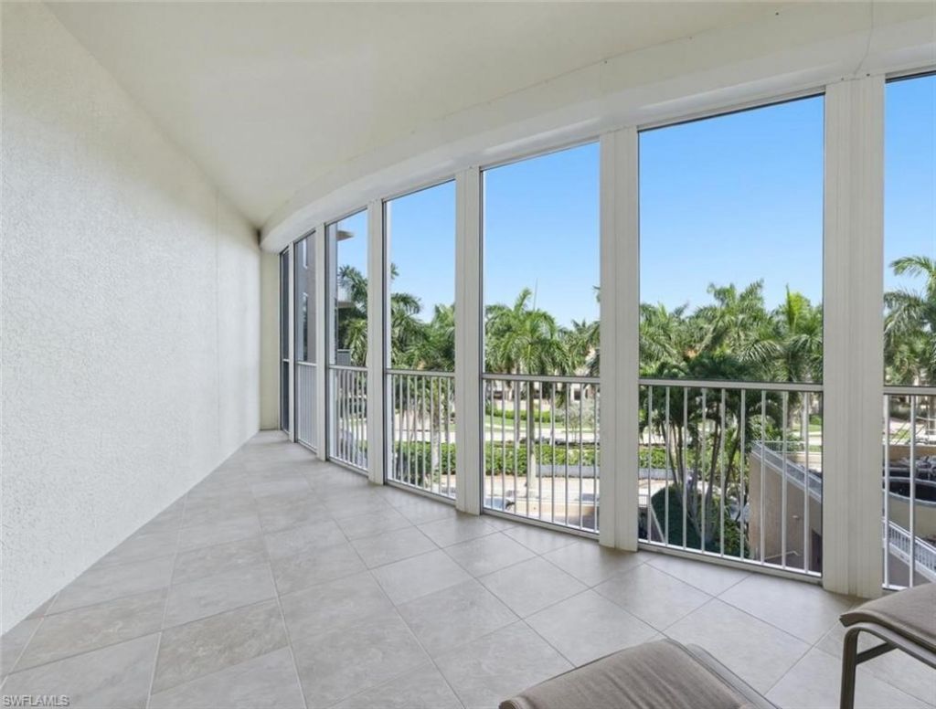 4501 Gulf Shore Blvd N, Unit 404, Naples, FL 34103 Photo