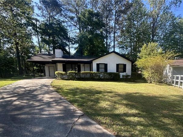 9182 Bent Pine Court NE, Covington, GA 30014