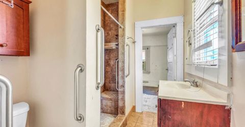 4809 Parker Ave, Sacramento, CA 95820 Photo