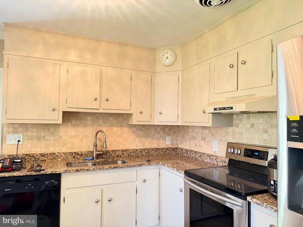 6 E AYLESBURY , LUTHERVILLE TIMONIUM, MD 21093
