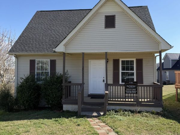 2688 Pine Ridge Dr , Nashville, TN 37207