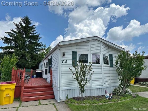 831 N Pontiac Trail, Walled Lake, MI 48390