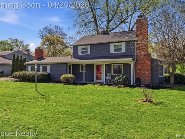 7441 Honeysuckle Road, West Bloomfield Twp, MI 48324