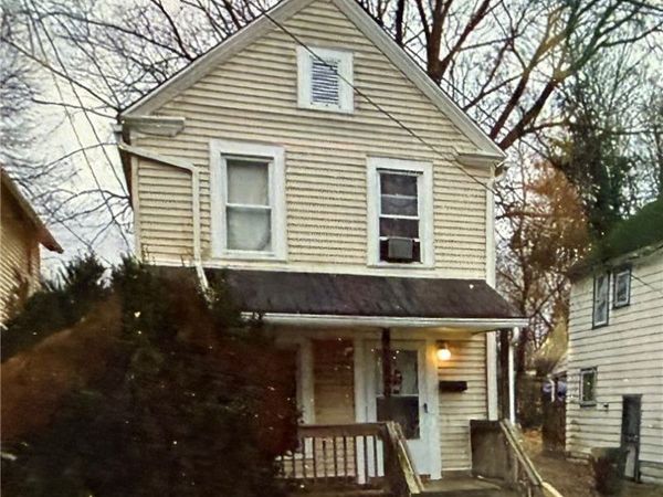 384 W Bartges Street, Akron, OH 44307