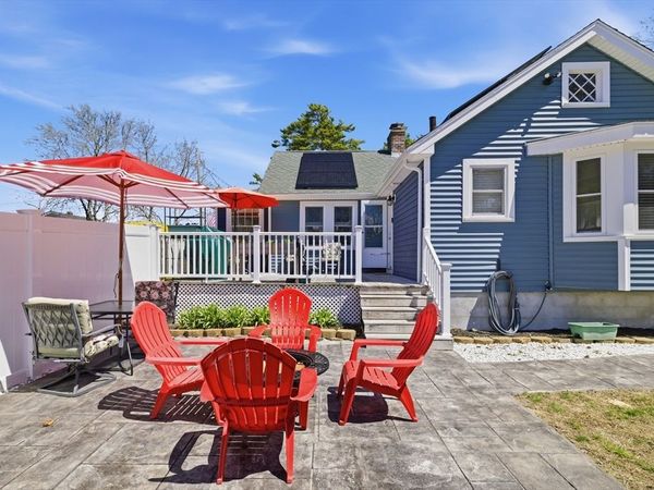 6 Birch St, Wareham, MA 02571