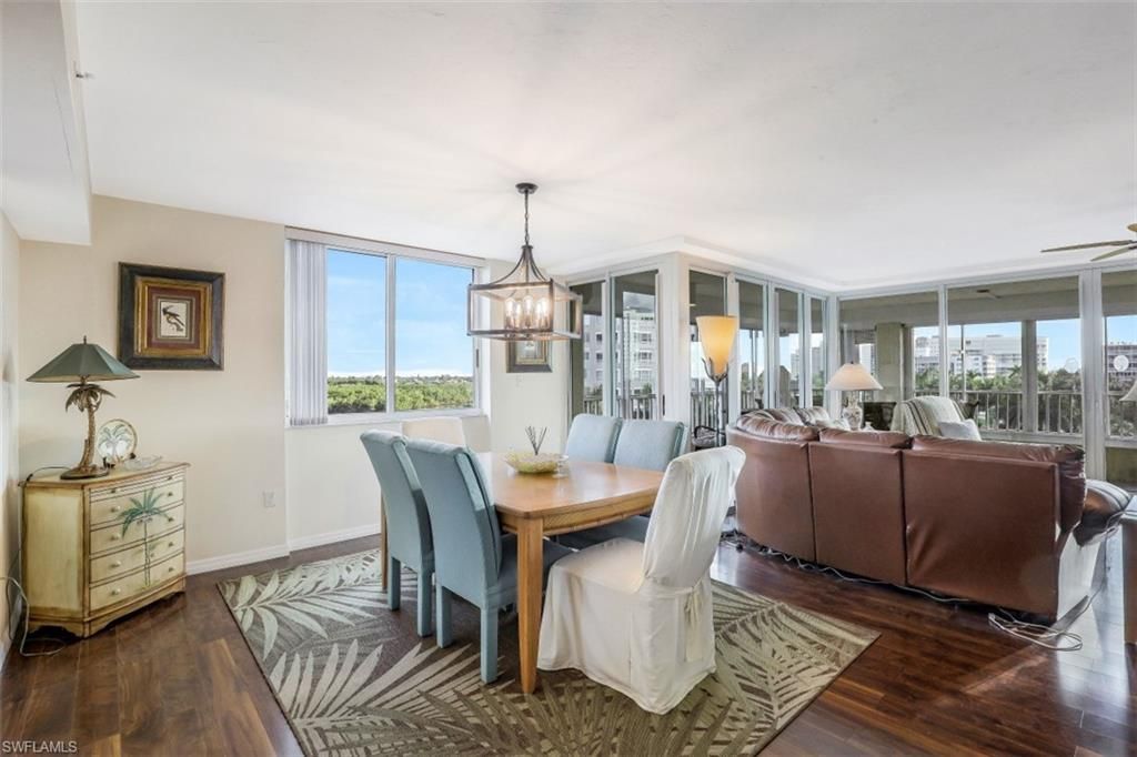 21 Bluebill Ave , Unit B401, Naples, FL 34108 Photo