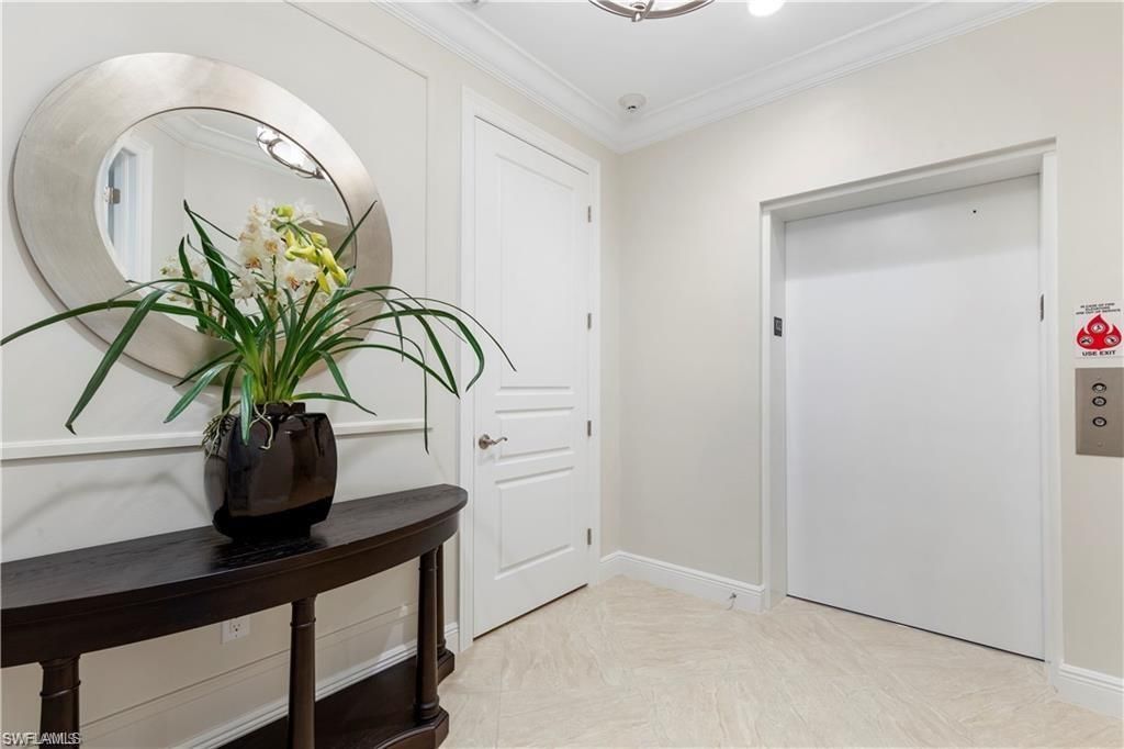 16382 Viansa Way, Unit 3-102, Naples, FL 34110 Photo