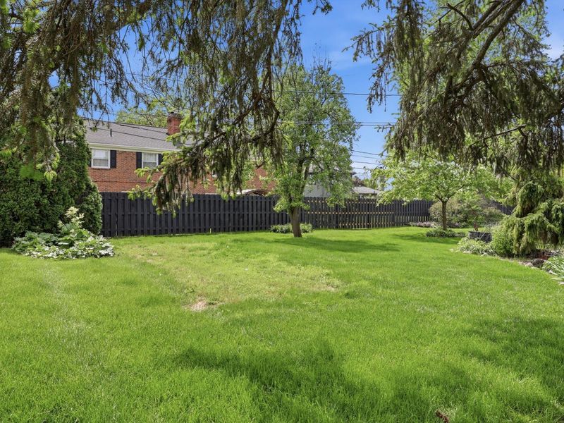 2245 Lane Road, Columbus, OH 43220 Photo 34